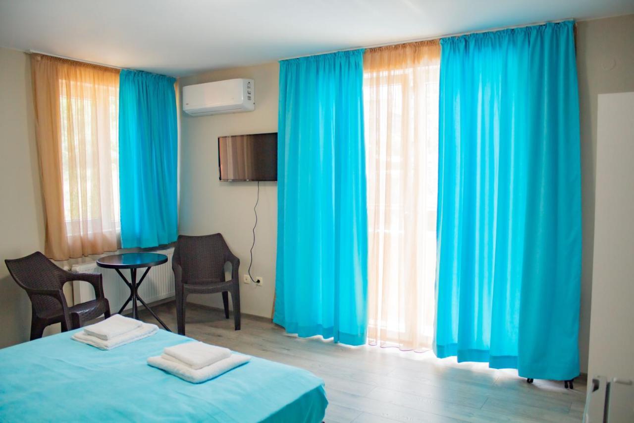 Guesthouse The Rock Saparewa Banja Exterior foto